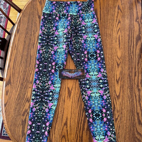 WARRIOR WITHIN DESIGNS SIZE MEDIUM BRAND NEW - Picture 2 of 3